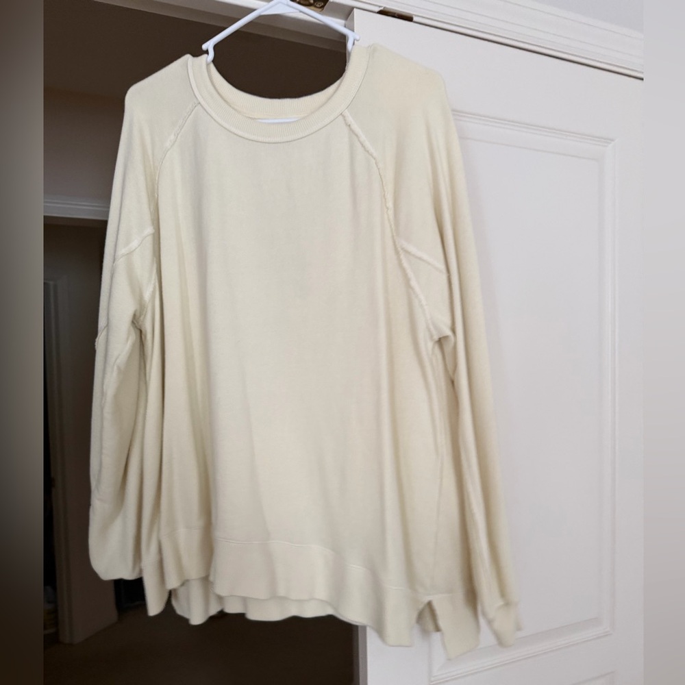 Women’s butter yellow Crewneck Sweater